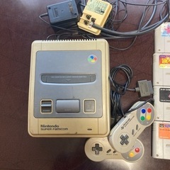 スーパーファミコン（箱無し） 、電源アダプタ、コントローラー  ソフト8本➕オマケ1 セットの画像