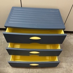 衣装ケースの画像