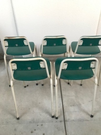 店舗　椅子　学校　レトロ