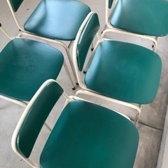 店舗　椅子　学校　レトロの画像