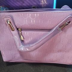 バック、小物入れ付き