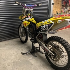 緊急値下げ　RMZ250 RM-Z250　2006年式　バイク　モトクロッサー　エンデューロ　オフロードの画像