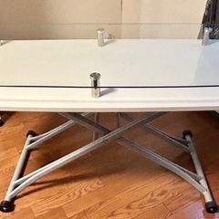 【美品】ローテーブルにもなる無段階昇降リフティング ガラステーブ...