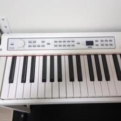 電子ピアノKORG  CO-AIR-WH（付属でアコギプレゼント）