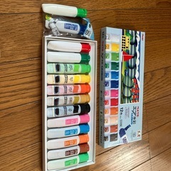 絵の具　　　　　