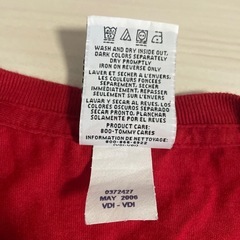 【受け渡し者決定】TOMMY. HILFIGER  トミーヒルフィガー　ロングTシャツ　レッドの画像