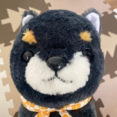犬のぬいぐるみ2個の画像