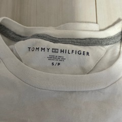 【受け渡し者決定】TOMMY HILFIGER トミーヒルフィガー　ロングTシャツ　ホワイトの画像