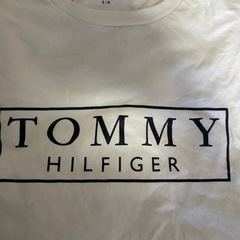 【受け渡し者決定】TOMMY HILFIGER トミーヒルフィガー　ロングTシャツ　ホワイトの画像