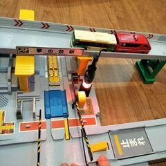 プラレール トミカと遊ぼう! くるぞわたるぞ! カンカン踏切セット の画像