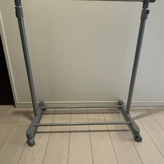 美品　ハンガーラック　高さ可変　幅84cmの画像