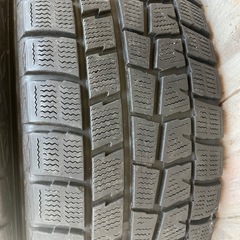 215/65/r16 スタッドレスタイヤのみ４本　アルファード30系の画像