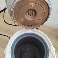 電気ポットの画像