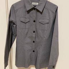 ミスブローリー　Mサイズ　シャツ