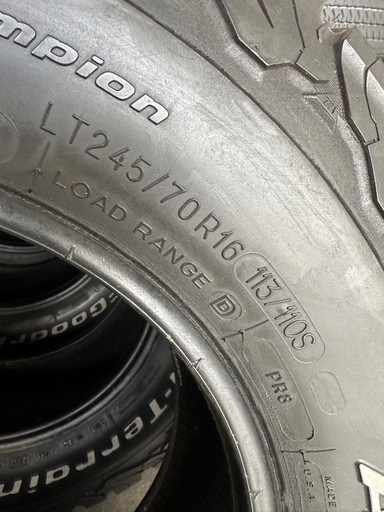 BF グッドリッチ　245/70r16