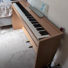 中古・ローランド ROLAND Ｆ－１００　デジタルピアノの画像