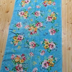 KENZO大判バスタオル（中古）洗濯済みの画像