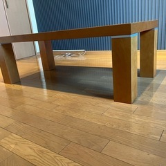オシャレなローテーブル　無料の画像