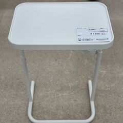 ★ジモティ割あり★  サイドテーブル 白 H70.5×D35×W...