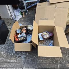 食器を無料で上げます