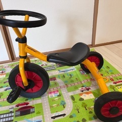 三輪車 丸ハンドル 黄色 