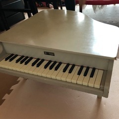 ミニグランドピアノ（おもちゃ）の画像