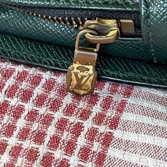 LOUIS VUITTON ルイヴィトン　セカンドバッグ　エピ の画像