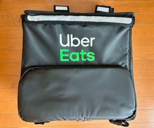 【お早めに】Uberバッグ　ほぼ新品
