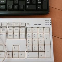 交渉中パソコン　キーボード　２個の画像