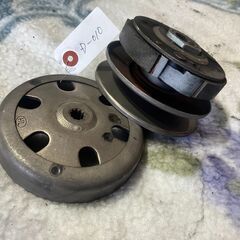 ☆GARAGE-ECO☆D-010中古パーツ スズキ　レッツ4 CA45A クラッチAssyの画像
