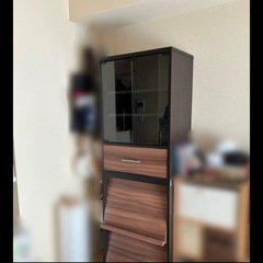 食器棚　本棚　CD10月以降処分します。　