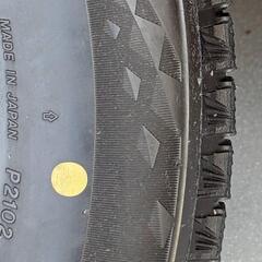 美品 MADE  in JAPAN ブリジストンブリザック VRX3タッドレスタイヤ4本 175/65R15 ホイール付　2ヶ月間使用　15インチの画像