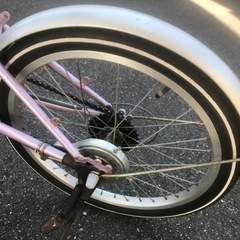 自転車 折りたたみ自転車の画像