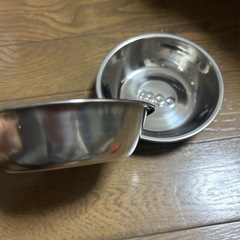 福岡市)ペット用金属製ご飯皿セットの画像
