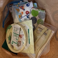 布屋さんで購入品の布　道具　飾り等いっぱいの画像
