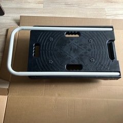 【受付終了】アイリスオーヤマ　台車 折りたたみ 100kgまで対応　　の画像