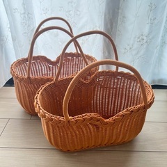 木のカゴ　バスケット　1個