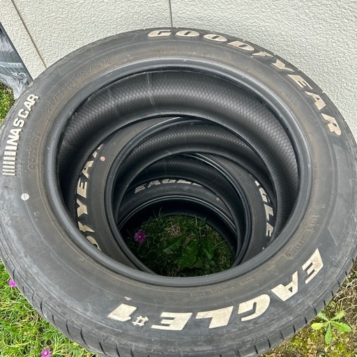 グッドイヤーホワイトレター