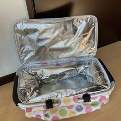 ソフトクーラーバッグ　折りたたみ可能の画像
