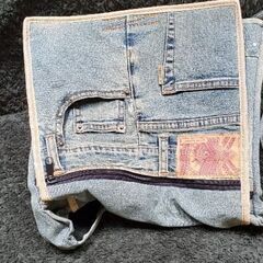 ３点500円　ジーンズ生地　皮　ビニールの画像