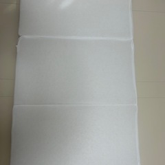 大幅値下げしました！【サンデシカ】ベビーベッド 立体ファイバー マットレス 敷ふとん レギュラー(70×120cm)の画像