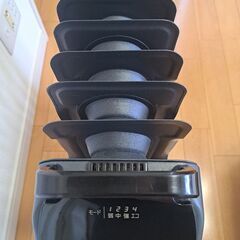 【美品】アイリスオーヤマ ウェーブ型オイルヒーター
