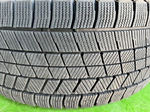 急ぎ！ワンシーズンのみ使用！245/40R18VRX3