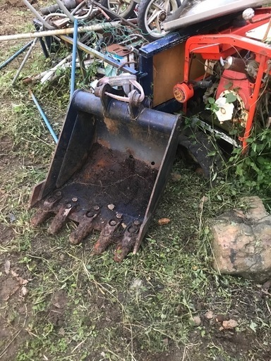 ユンボのバケット