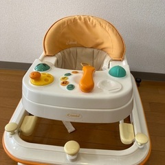 歩行器　コンビ　combi