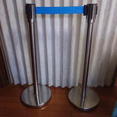 パーテーションベルトスタンド