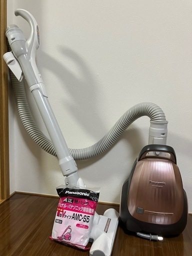 パナソニック製掃除機　2019年製