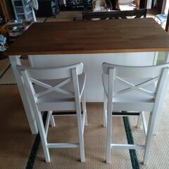 ダイニングテーブルの画像