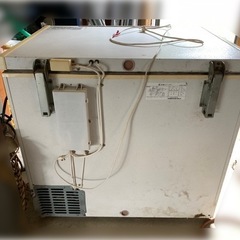謝礼あり【ジャンク】冷凍庫の画像