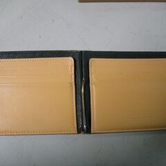【⑬】革職人（レザーファクトリー）折カードケース　日本製　箱付き　カード入れの画像